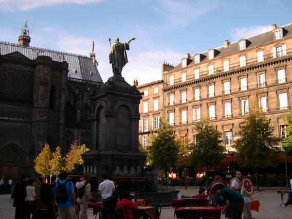  Place de la Victoire